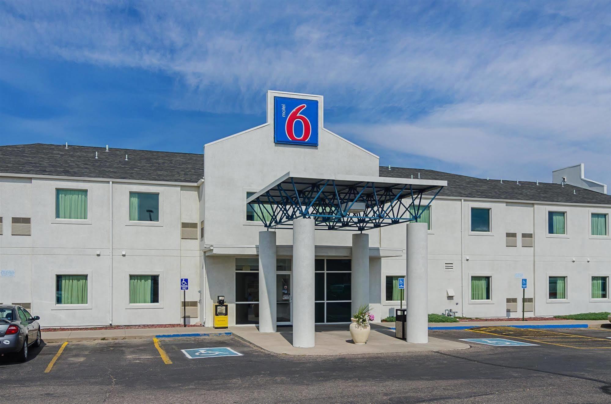 Hotel 6-wheatland, Wy 4*