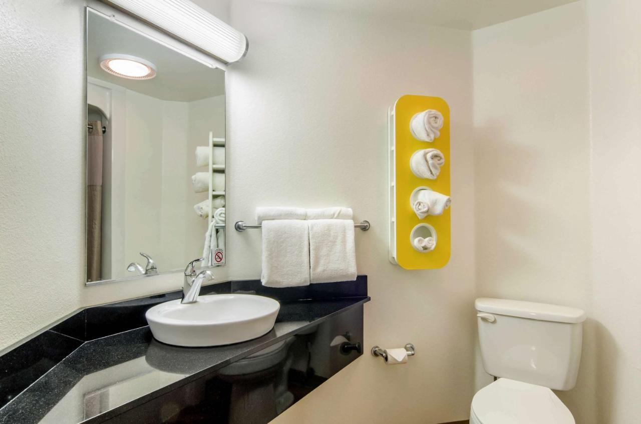6-wheatland, Wy 4* Wheatland
